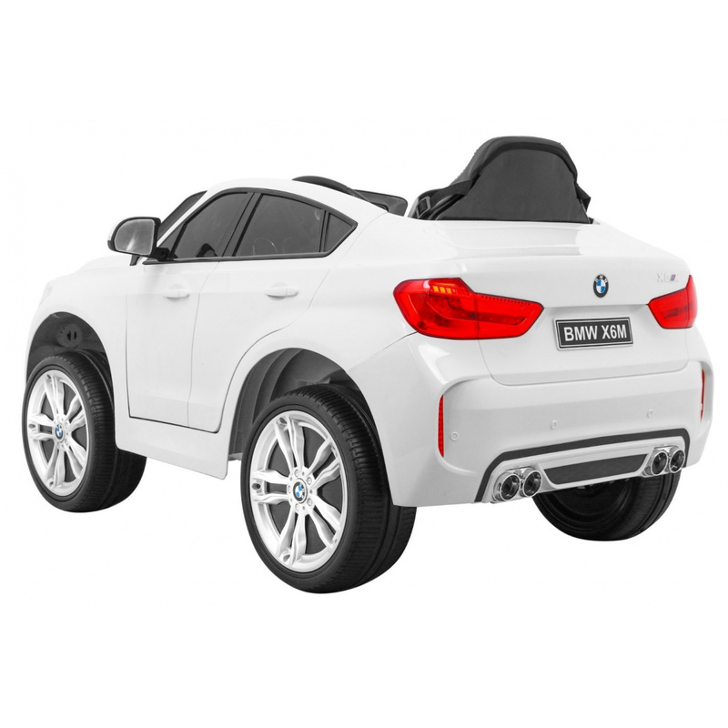BMW X6M ühekohaline elektriauto, valge