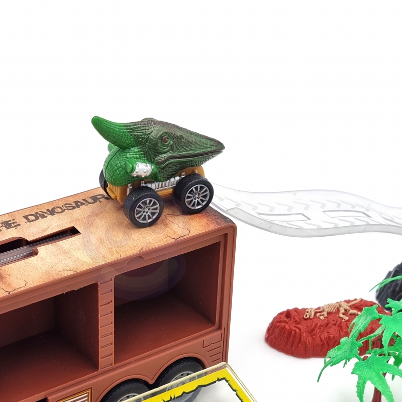 Dinosaurus veoauto koos Woopie kaatriga