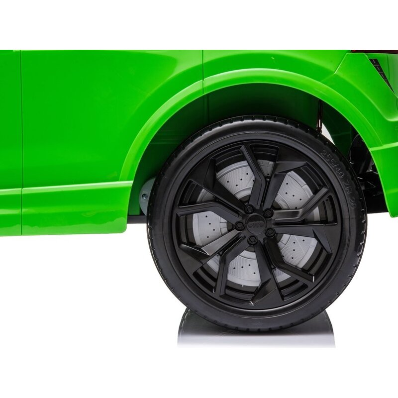 Audi RS Q8 ühekohaline elektriauto, roheline